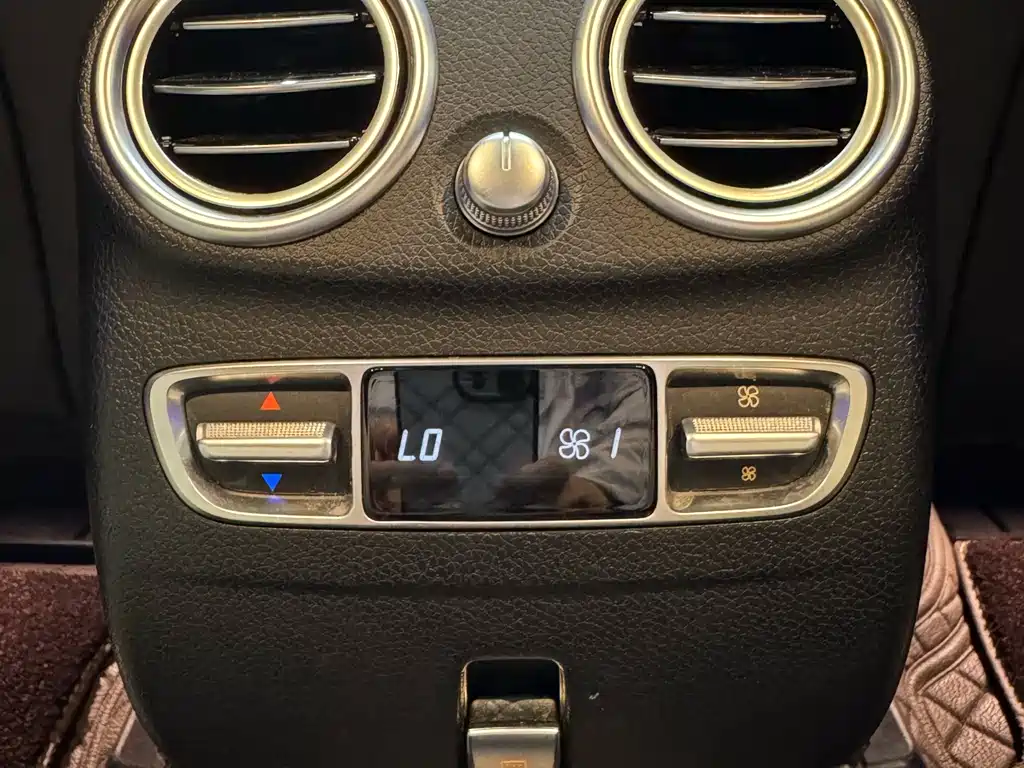 Mercedes-Benz GLC 2022 — фото 19