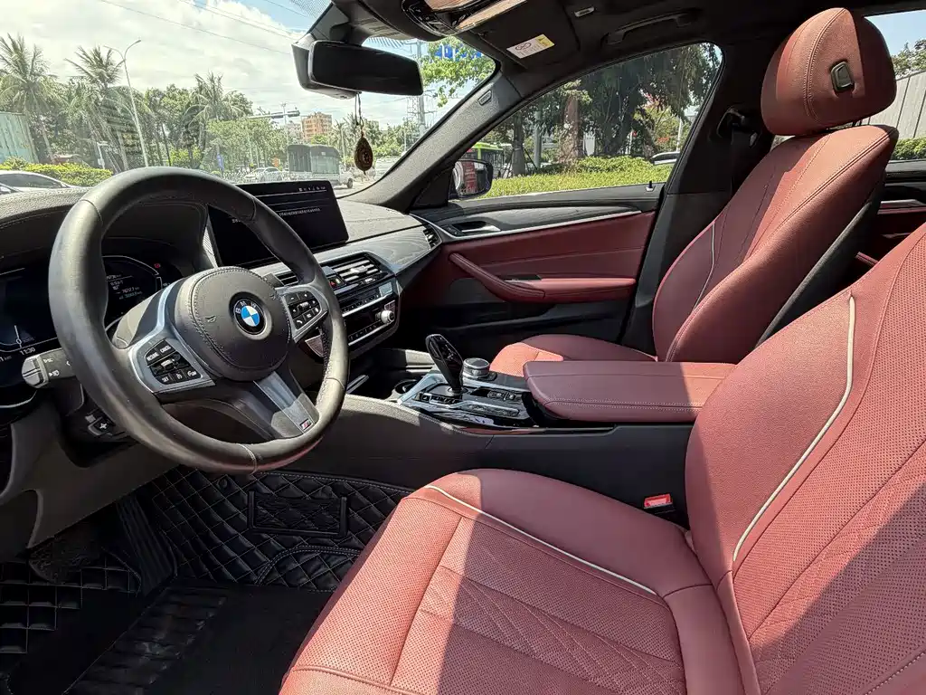 BMW 5 Series New Energy 2021 — фото 11