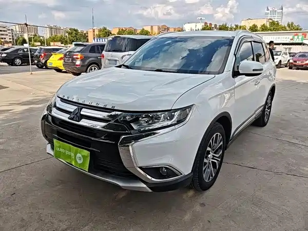 Mitsubishi Outlander 2018