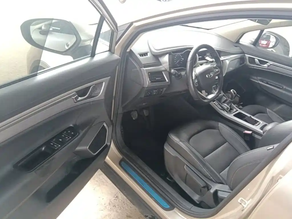 Geely Emgrand GS 2020 — фото 16
