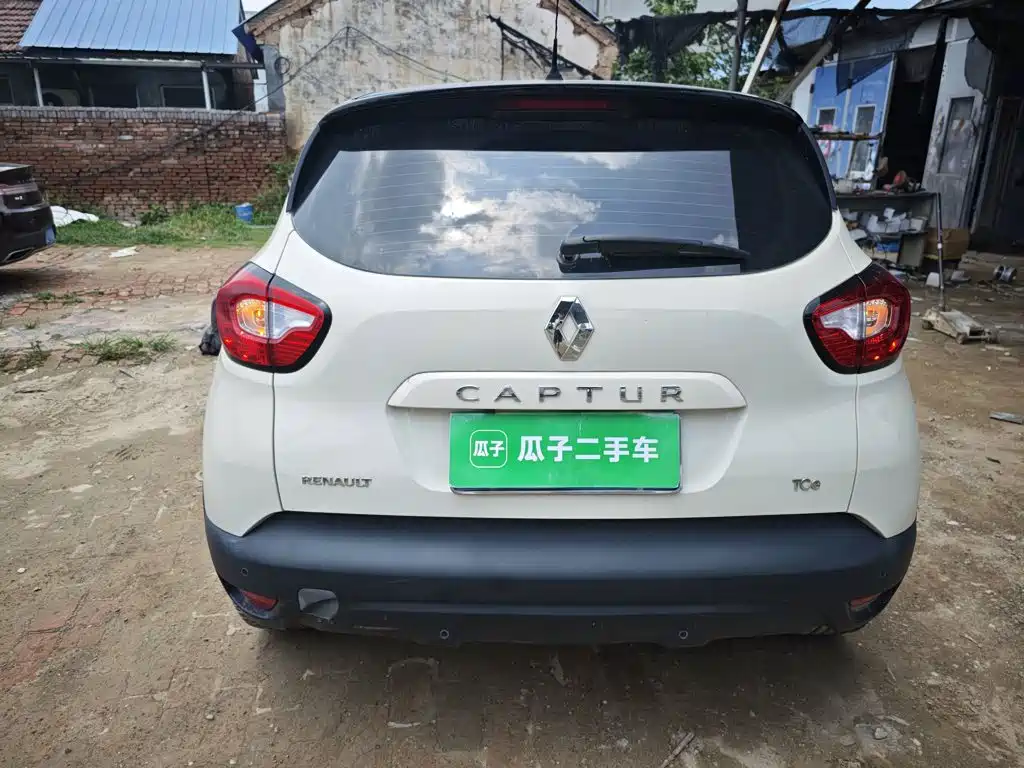 Renault Captur 2016 — фото 6