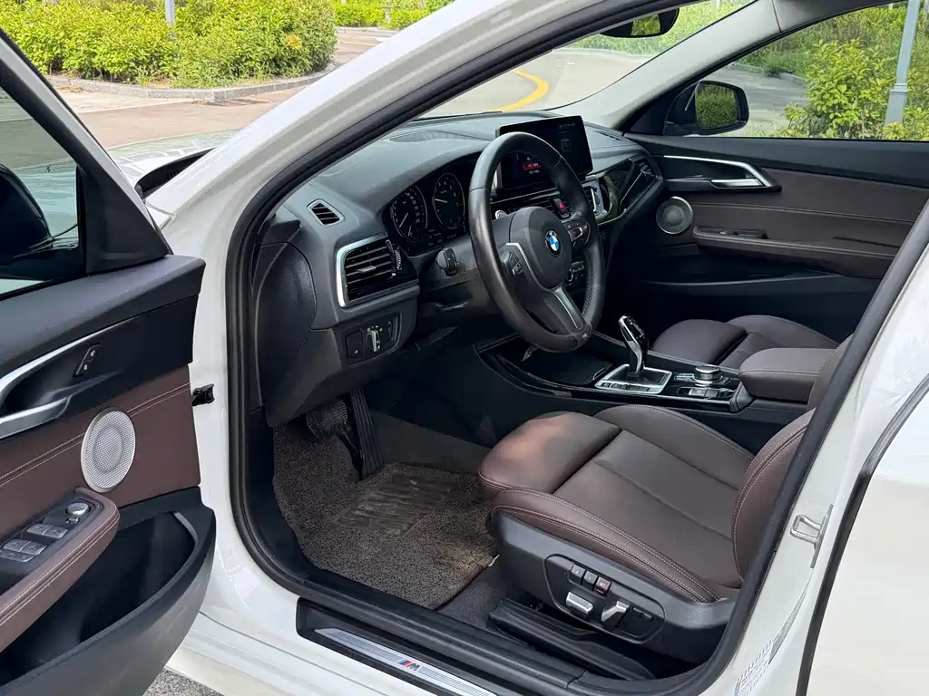 BMW 1 Series 2022