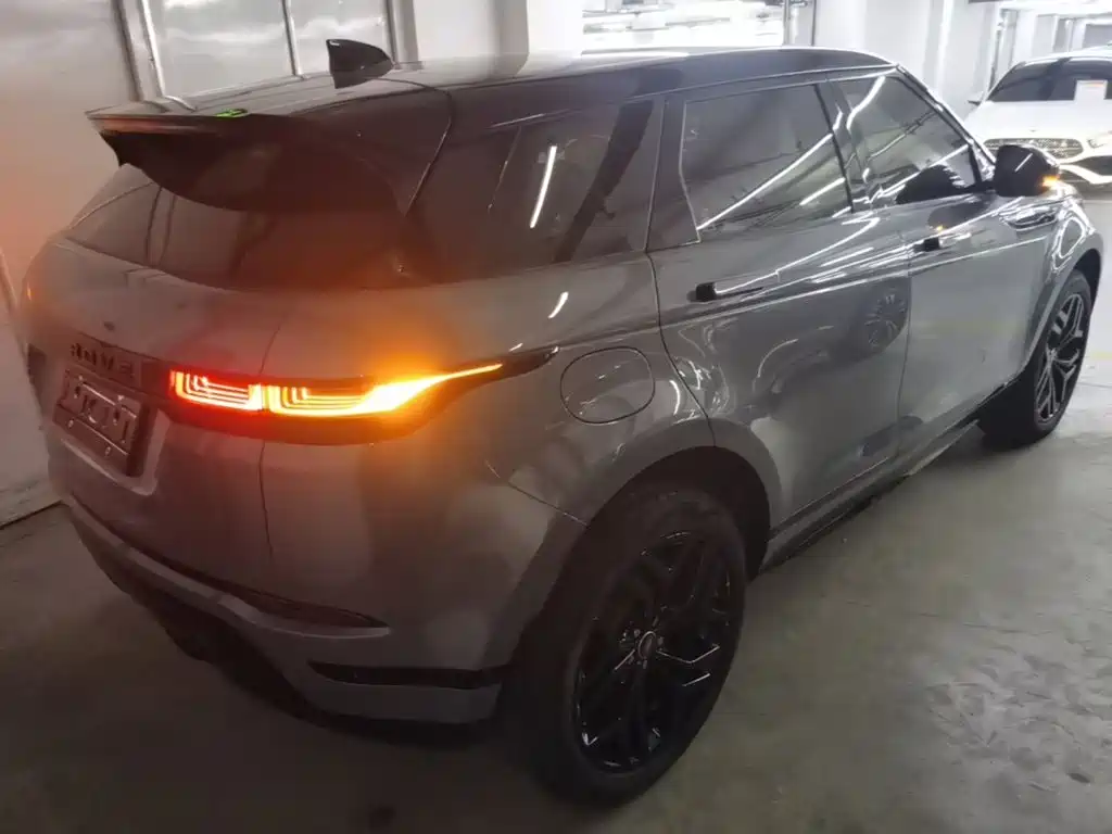 Land Rover Range Rover Evoque 2020 — фото 7