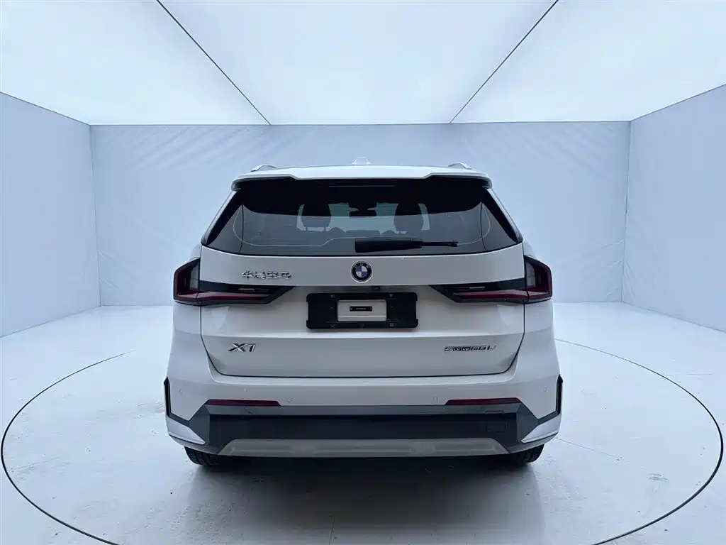 BMW X1 2024 — фото 8