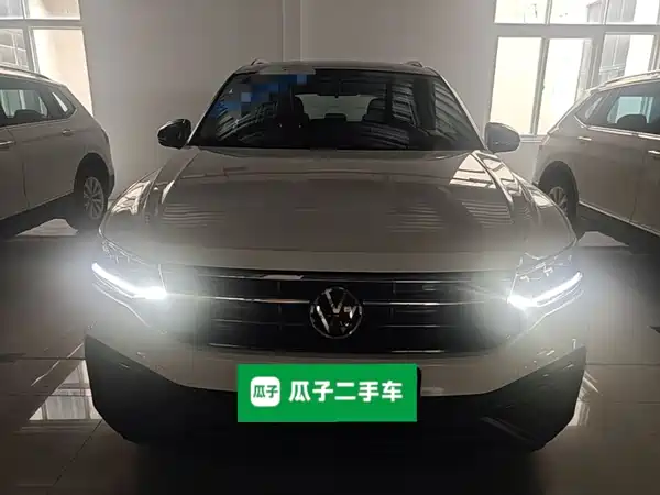 Volkswagen Tiguan L 2024