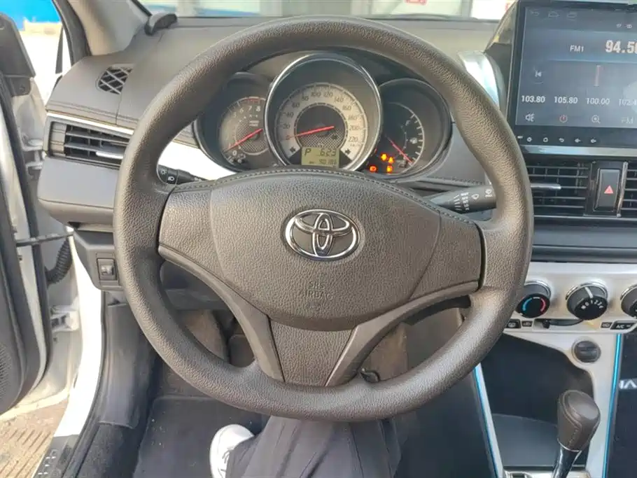 Toyota Vios 2016 — фото 15