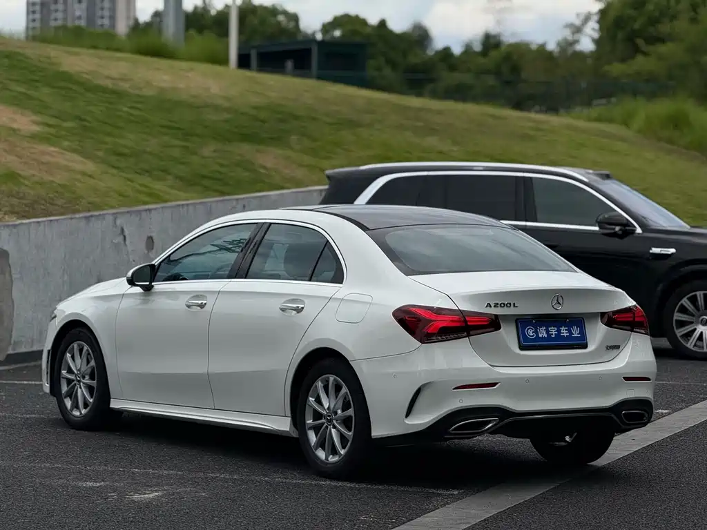 Mercedes-Benz A-Class 2021 — фото 15