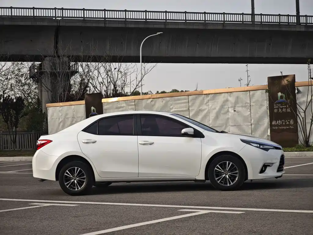Toyota Levin 2017 — фото 4