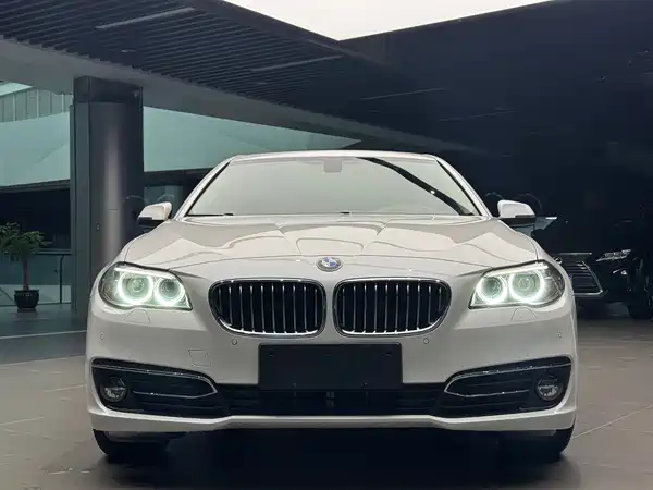 BMW 5 Series 2016