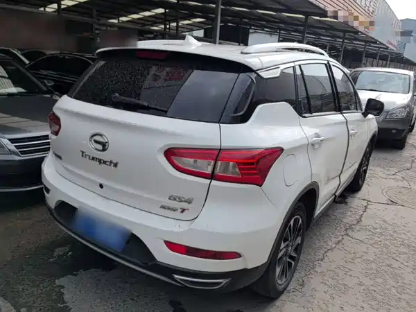 GAC Trumpchi GS4 2017