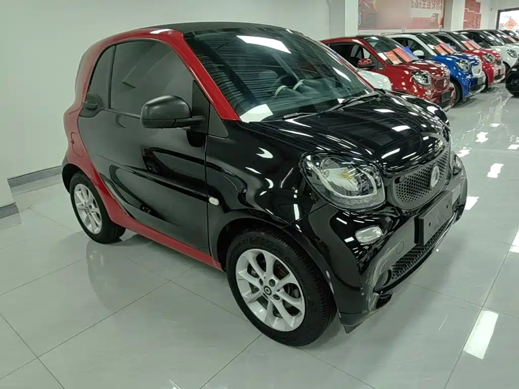 smart fortwo 2019 — фото 4