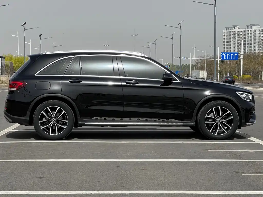 Mercedes-Benz GLC 2021 — фото 14