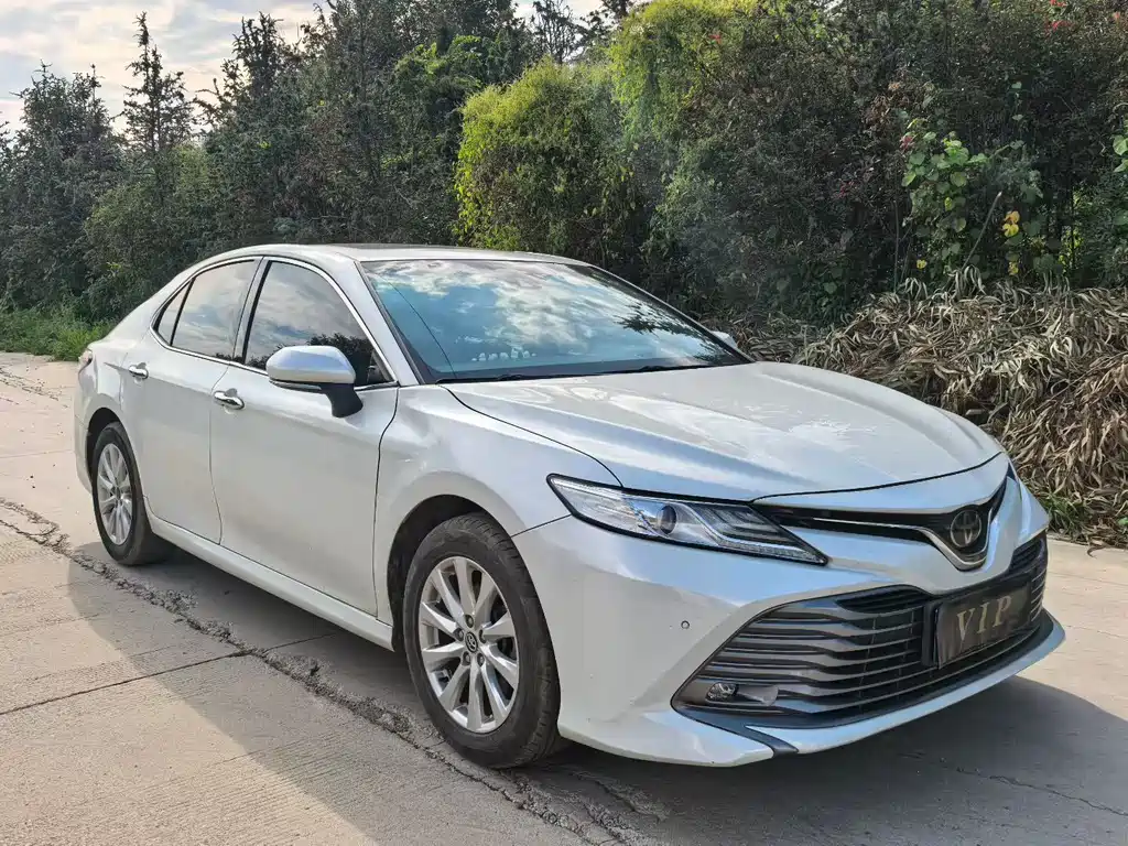 Toyota Camry 2020 — фото 3