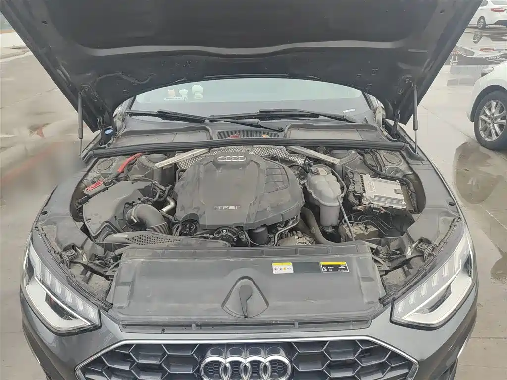 Audi A4L 2021 — фото 16