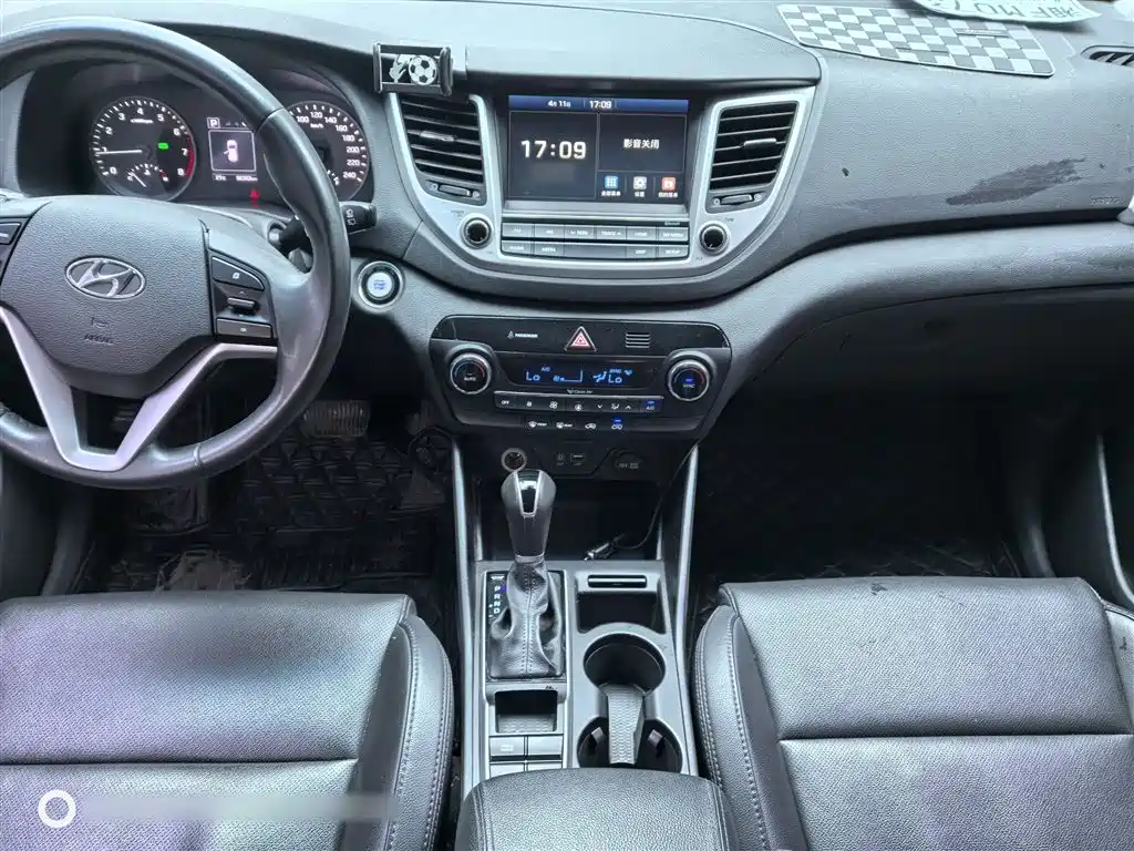 Hyundai Tucson 2016 — фото 24