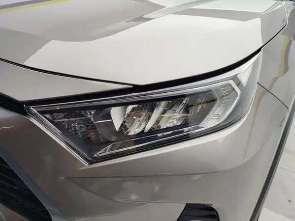 Toyota RAV4 2021