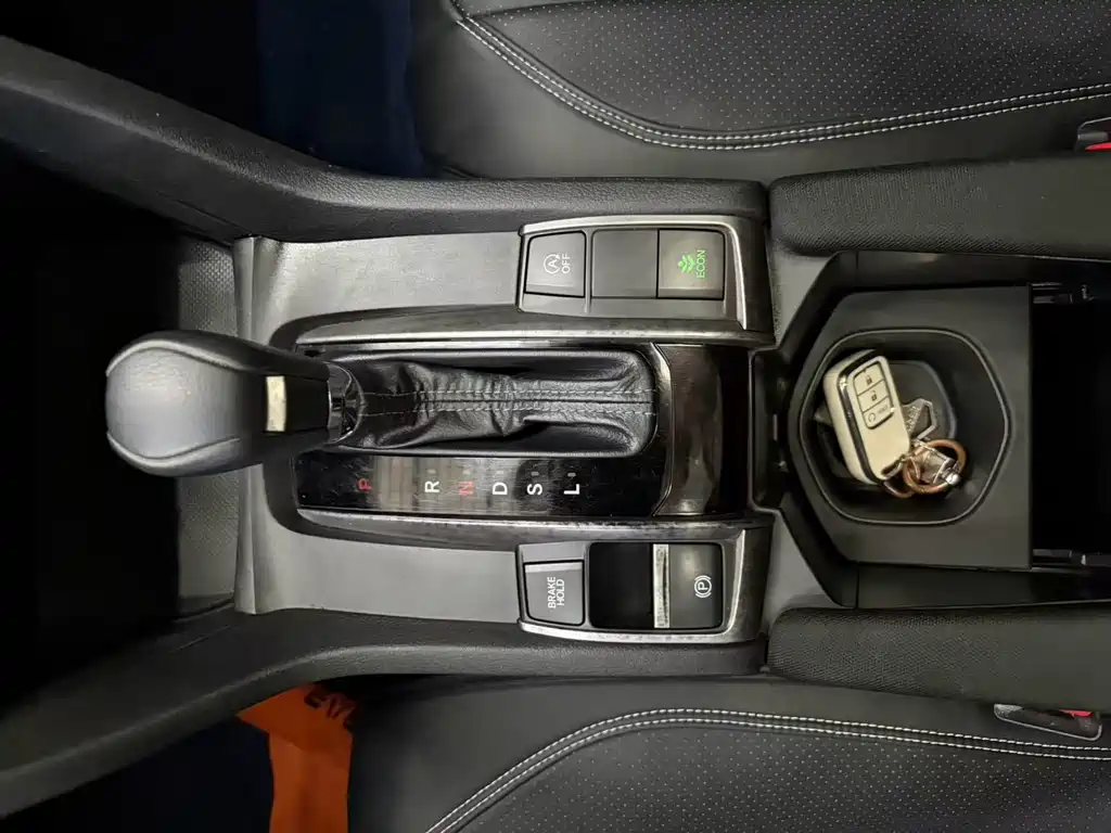 Honda Civic 2021 — фото 13