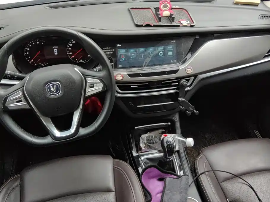 Changan CS35PLUS 2018 — фото 12