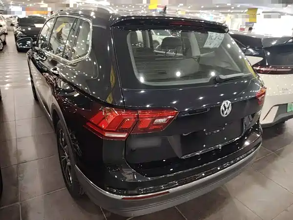 Volkswagen Tiguan L 2020