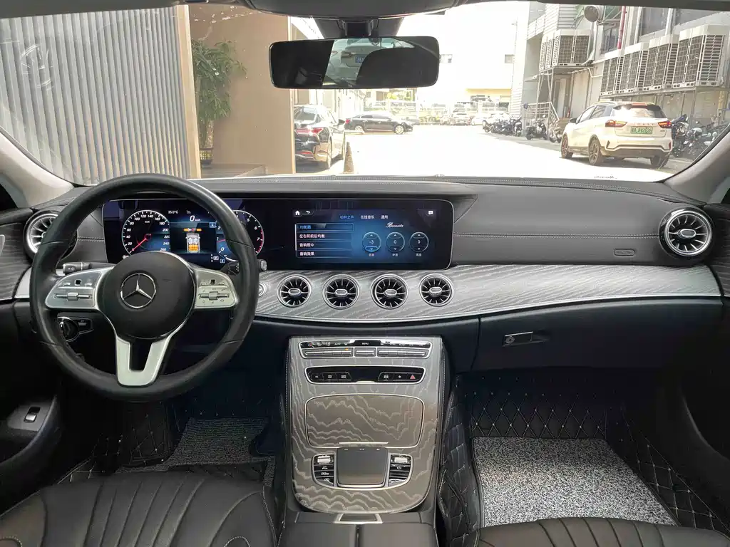 Mercedes-Benz CLS 2021 — фото 10