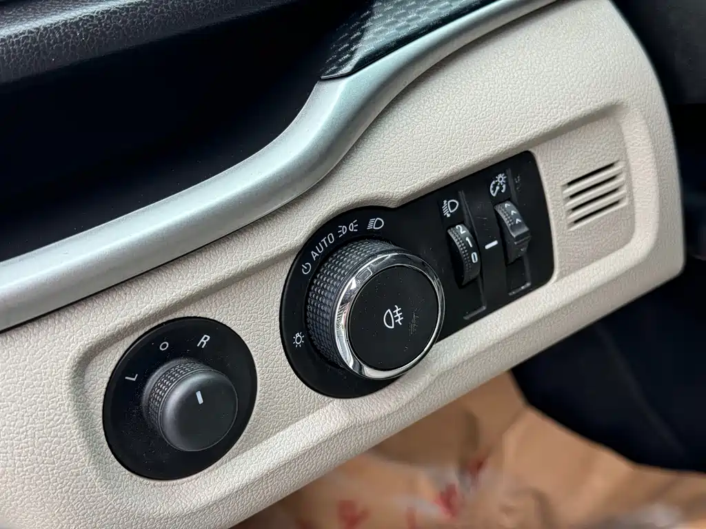 Buick Excelle 2019 — фото 15