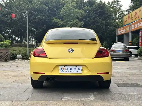 Volkswagen Beetle 2014