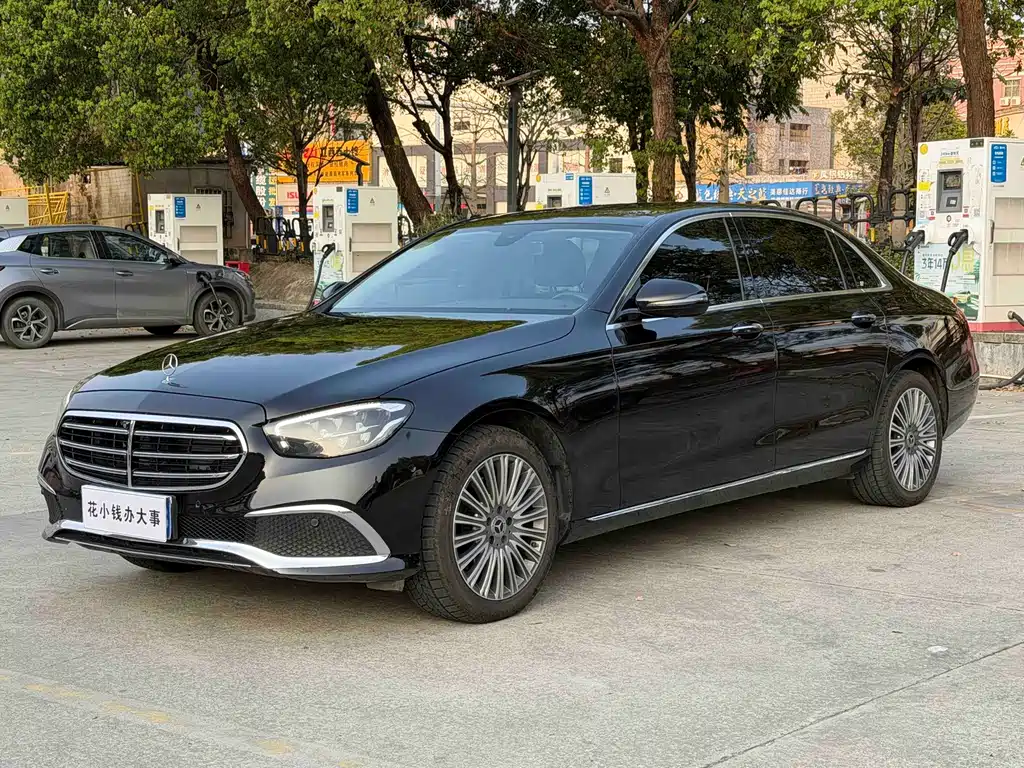 Mercedes-Benz E-Class 2021