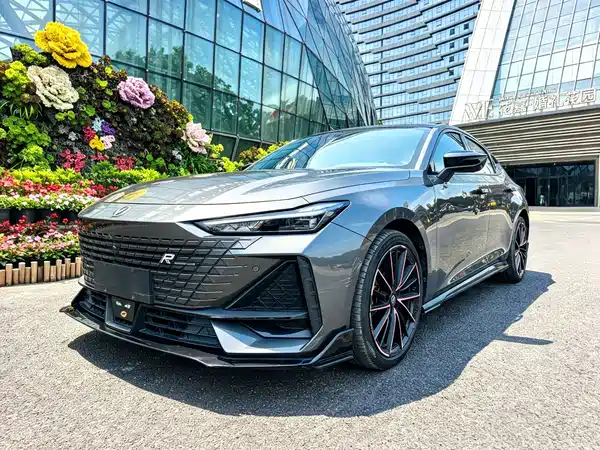 Changan UNI-V 2024