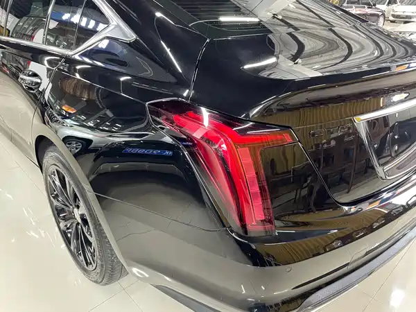 Cadillac CT5 2023