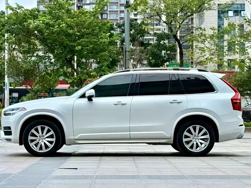 Volvo XC90 2016 — фото 2