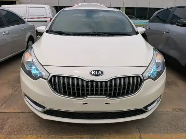 Kia K3 2015