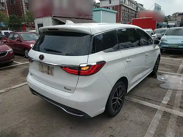 BYD Song MAX 2018
