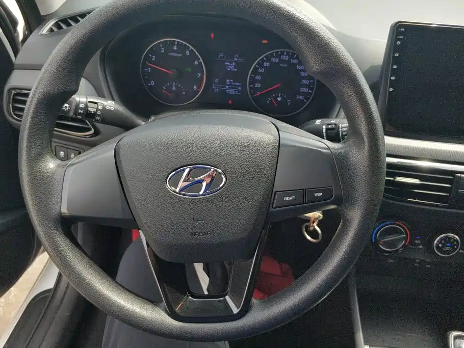 Hyundai Joyful 2019 — фото 15