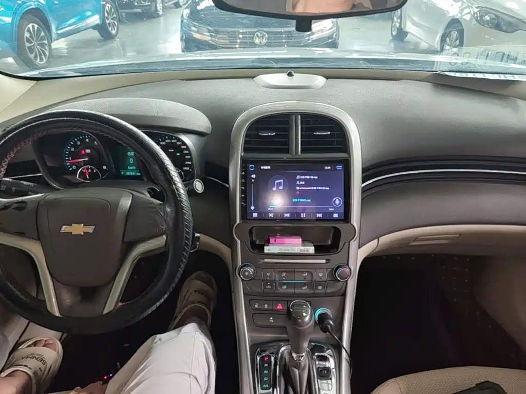 Chevrolet Malibu 2014 — фото 10