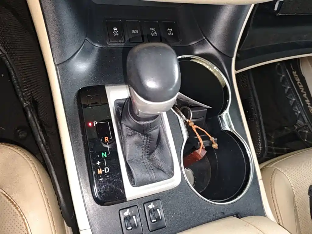 Toyota Highlander 2016 — фото 19