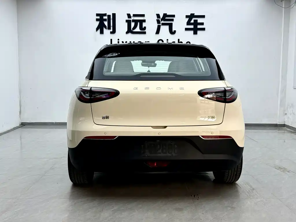 Geely Galaxy Starwish 2025 — фото 16