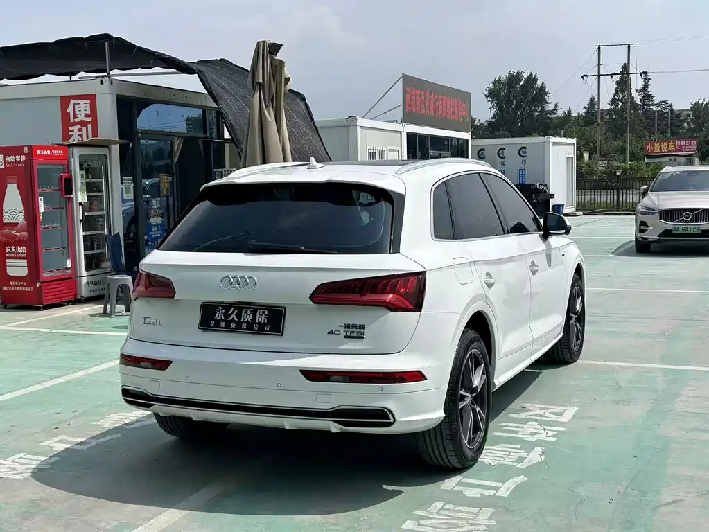 Audi Q5L 2019 — фото 20