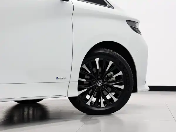 Toyota Alphard 2024