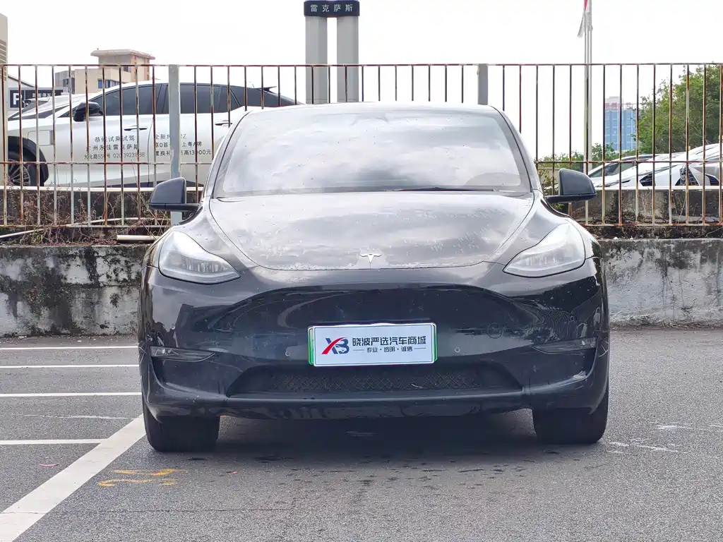 Tesla Model Y 2023 — фото 2