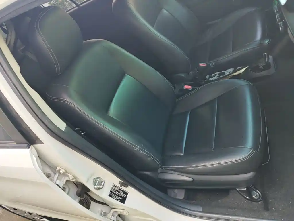 Toyota Vios FS 2020 — фото 25