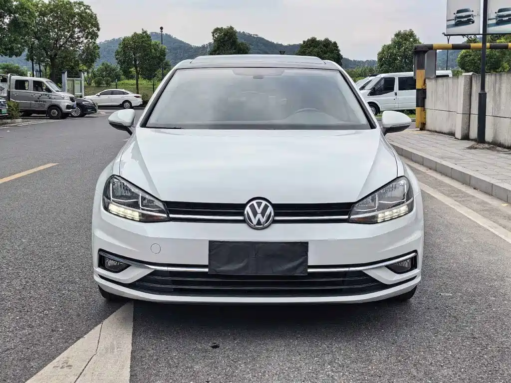 Volkswagen Golf 2020