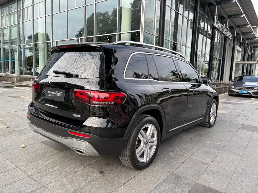 Mercedes-Benz GLB 2021 — фото 17
