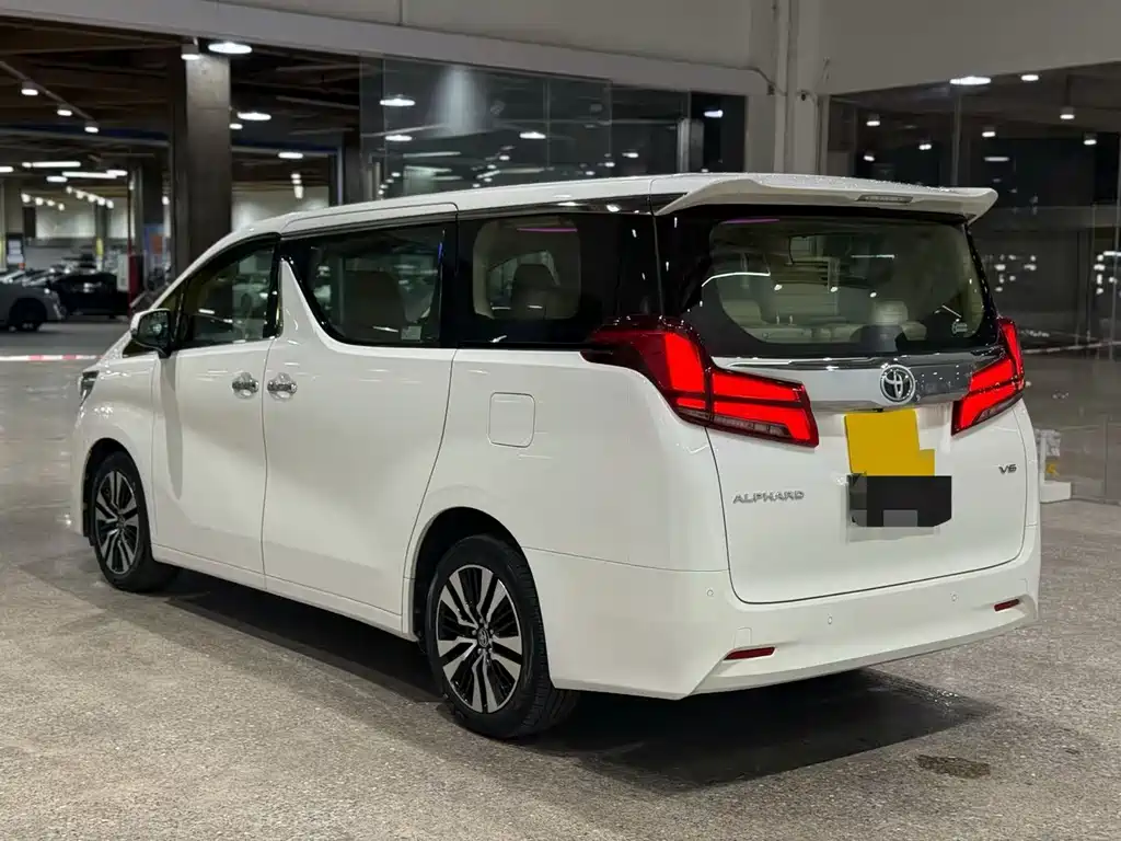 Toyota Alphard 2019 — фото 4