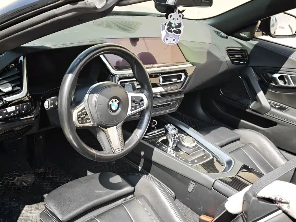 BMW Z4 2023 — фото 10