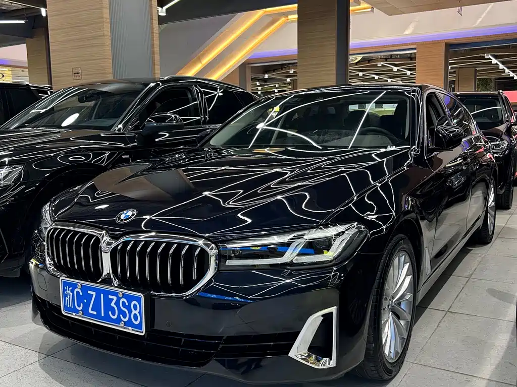 BMW 5 Series 2021