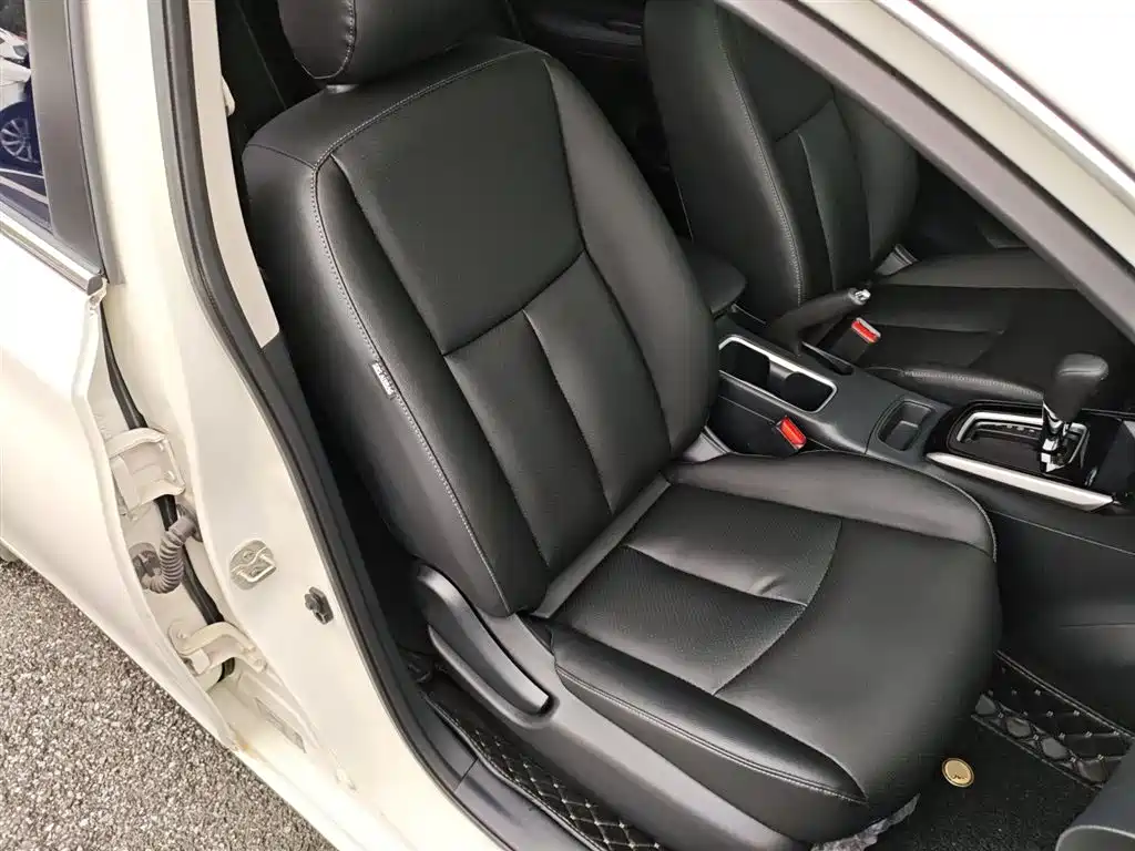 Nissan Sylphy 2022 — фото 25