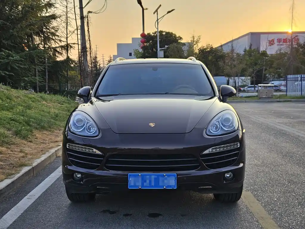 Porsche Cayenne 2014 — фото 10