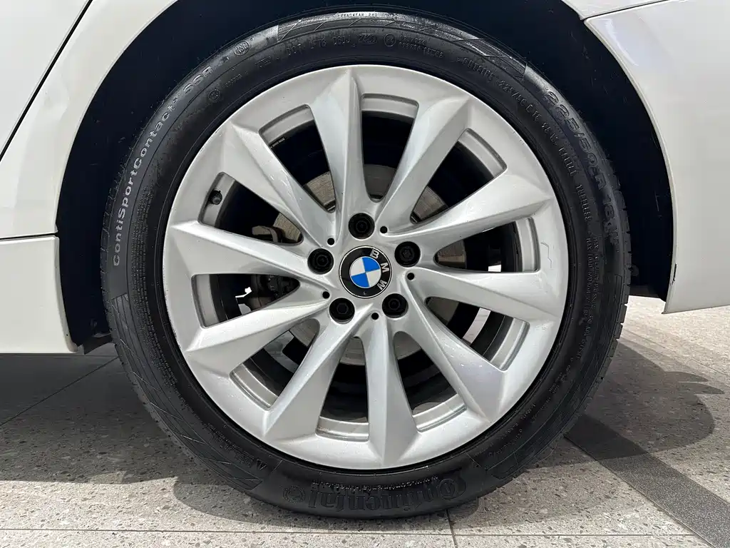 BMW 3 Series GT 2018 — фото 27