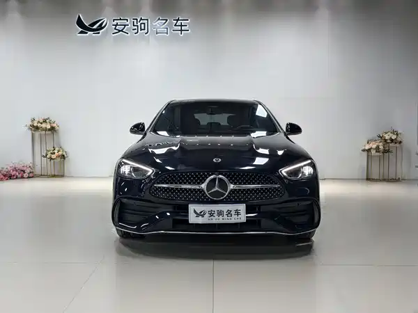Mercedes-Benz C-Class 2024