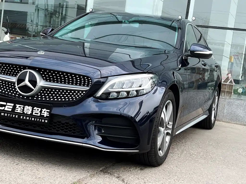 Mercedes-Benz C-Class 2019